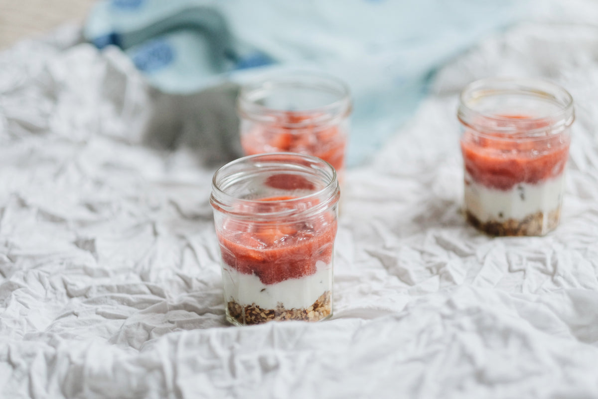 Make-Ahead Strawberry Yoghurt Parfait