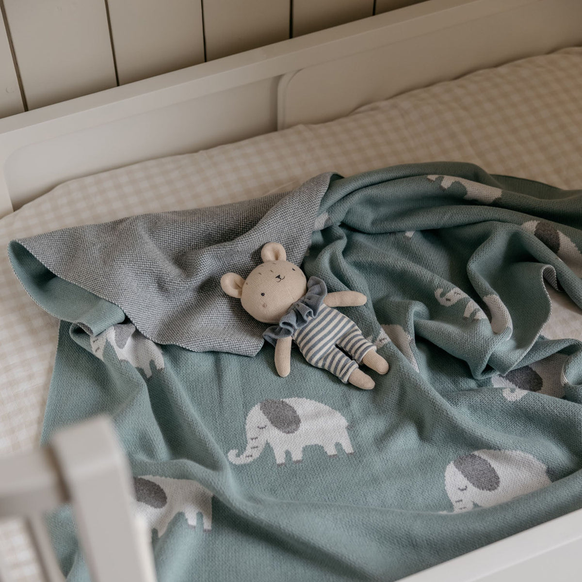 Bear Lorem Knitted Toy & Matching Custom Poster Set